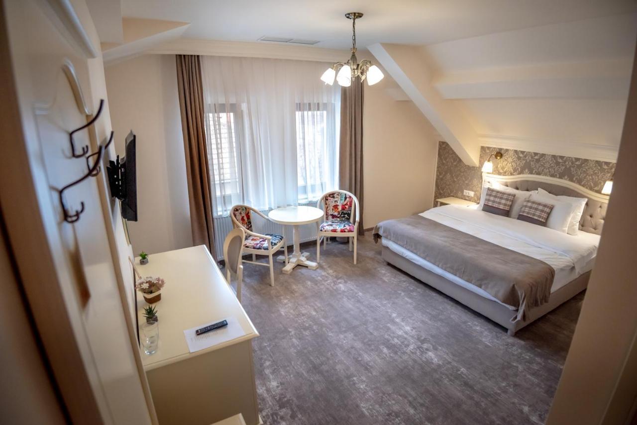Bed and Breakfast Ana Boutique à Alba Iulia Extérieur photo